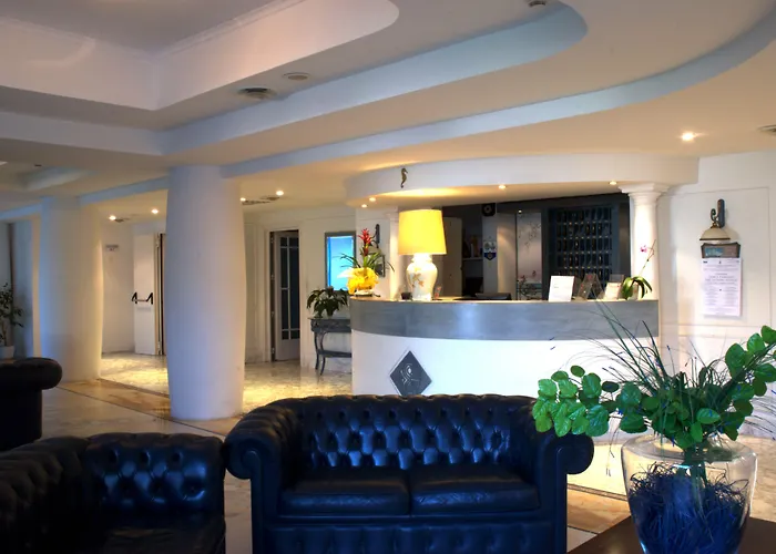 Hotel sulla spiaggia a Santa Marinella