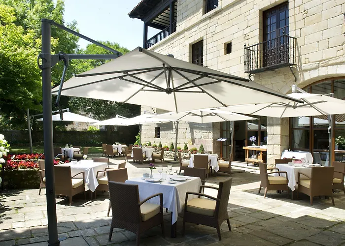Hoteles de Playa en Santillana del Mar 
