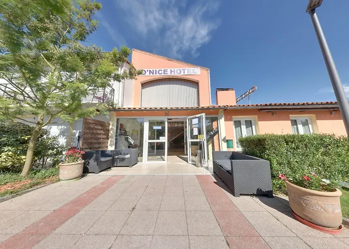 Hoteles de Playa en Saintes 