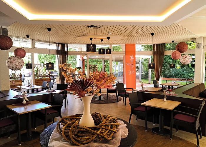 Hotels nahe Uracher Wasserfall