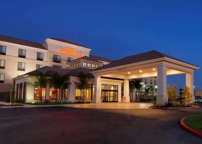 Elk Grove hotels near Elk Grove Regional Park