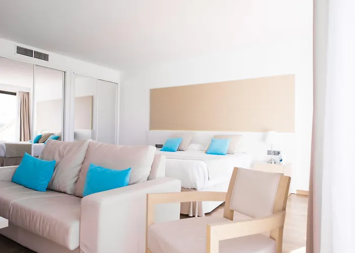 Santa Ponsa Beach hotels