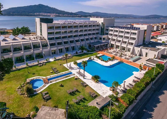 Hotéis de praia em Caminha