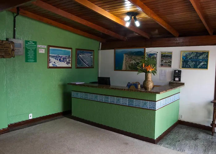 Hotéis perto de Praia Martim de Sá