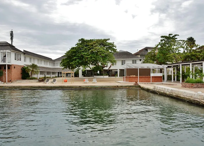 Hotéis de praia de Kingston