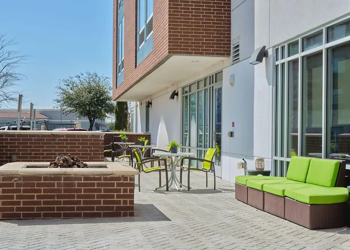 Lewisville Beach hotels