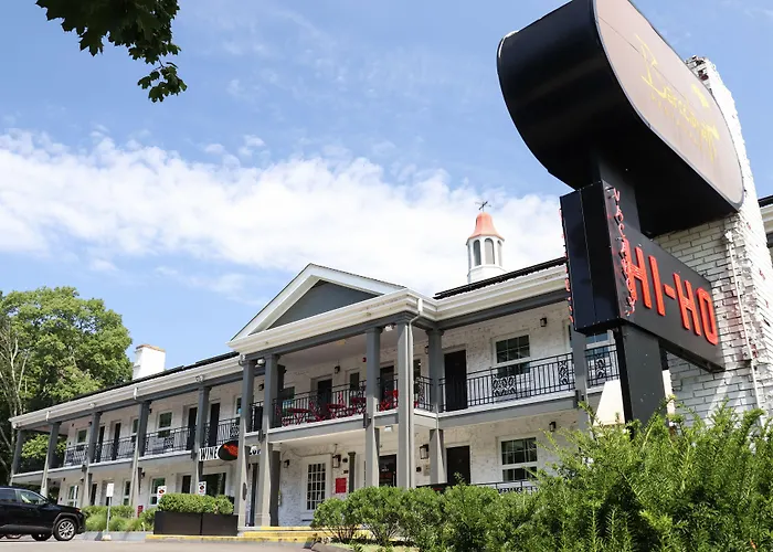 Fairfield Beach hotels