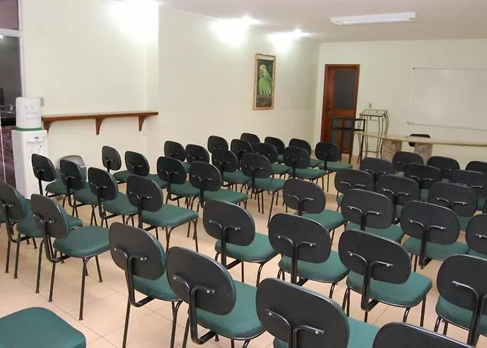 Hotéis perto de Horto Florestal de Rondonópolis