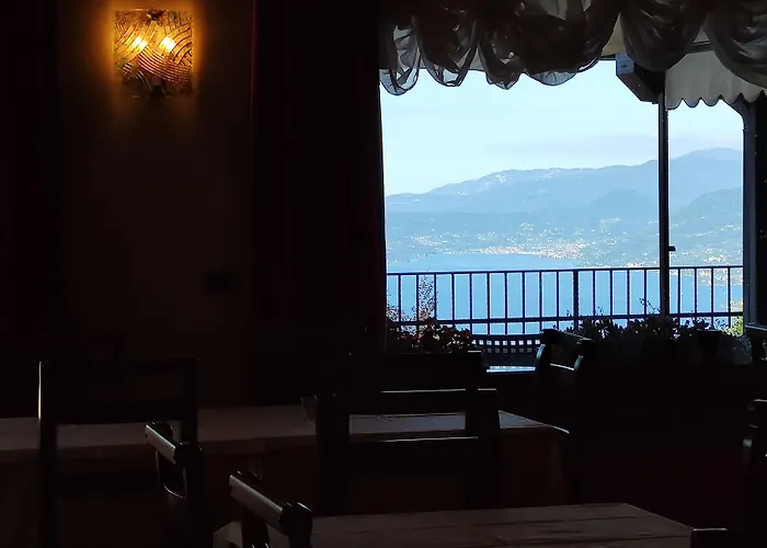 Hotel sulla spiaggia a San Zeno di Montagna