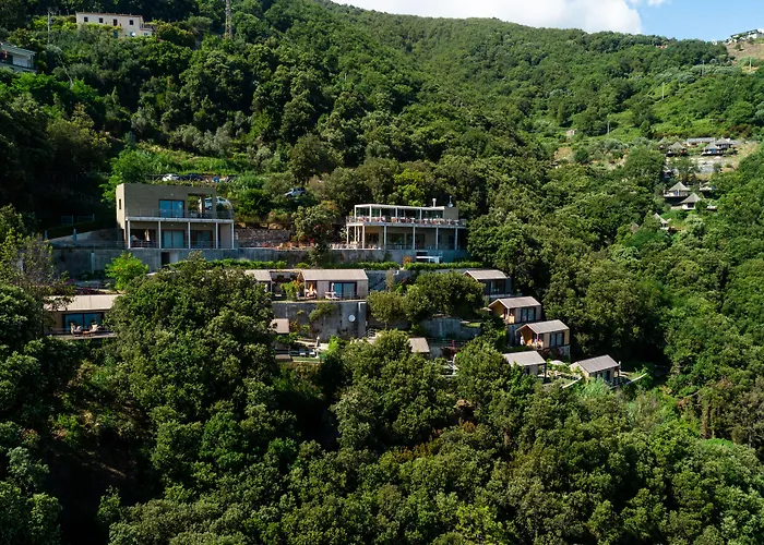 Hotel sulla spiaggia a Framura