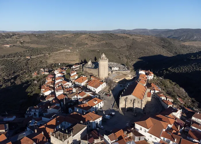 Hotéis perto de Miradouro de Penedo Durão