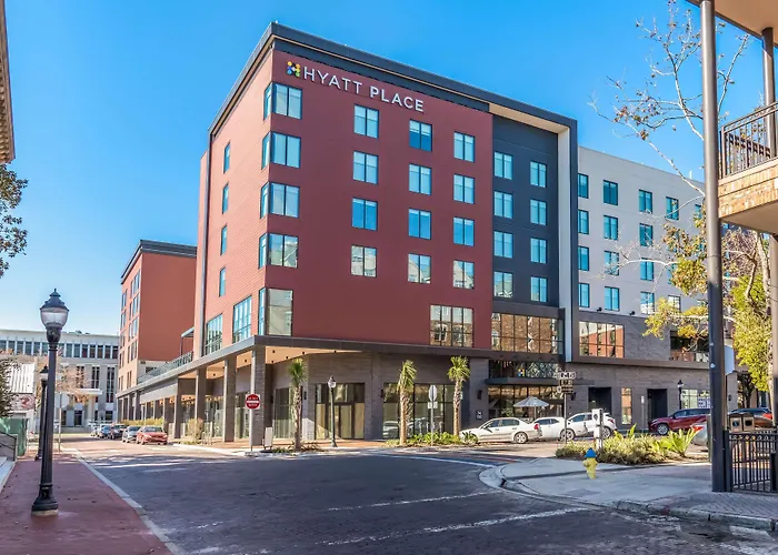 Gainesville hotels near Depot Park