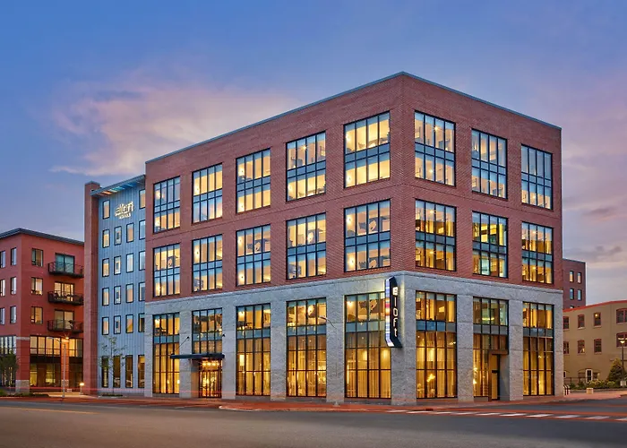Portland hotels near Eastern Promenade