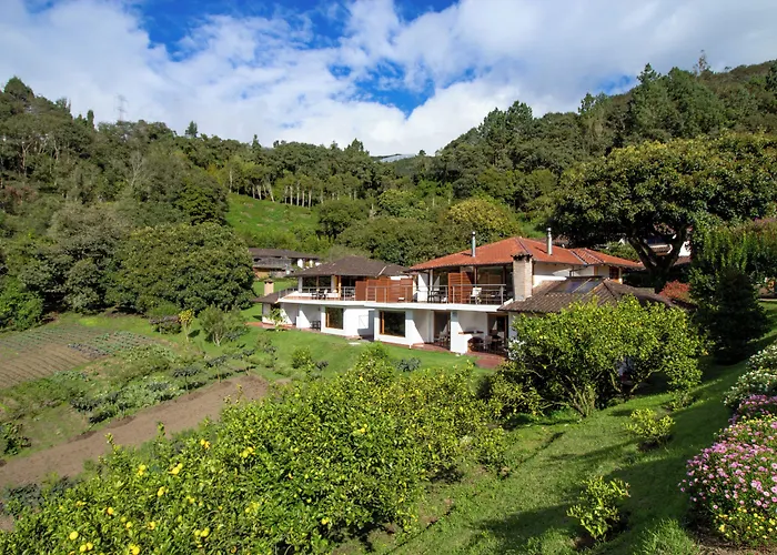 Hoteles con Vistas Maravillosas en Baños