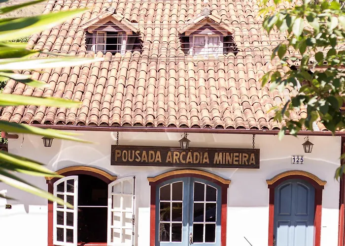 Hotéis perto de Parque Natural Municipal Cachoeira das Andorinhas