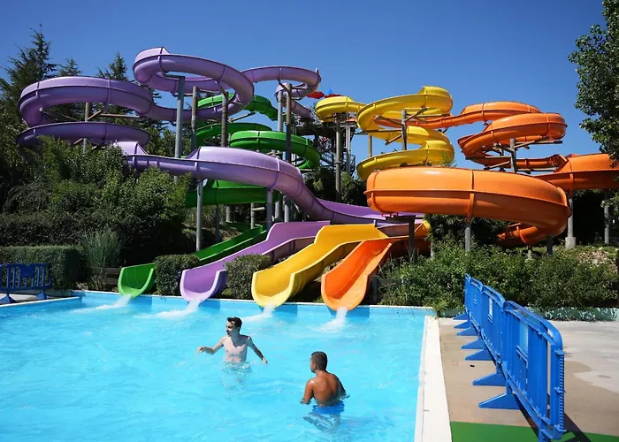 Hoteles con Vistas Maravillosas en Vasto