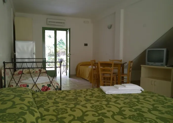 Hotel sulla spiaggia a Alimini
