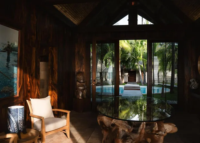Tikehau Beach hotels