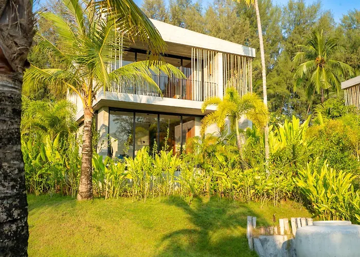 Hoteles de Playa en Khao Lak 