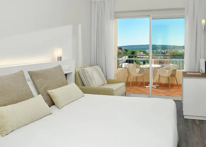 Palma Nova (Mallorca) Beach hotels