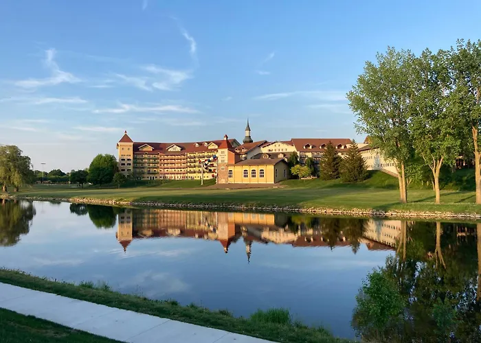 Frankenmuth Beach hotels