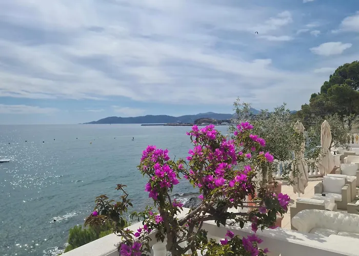 Hoteles de Playa en Llançà 