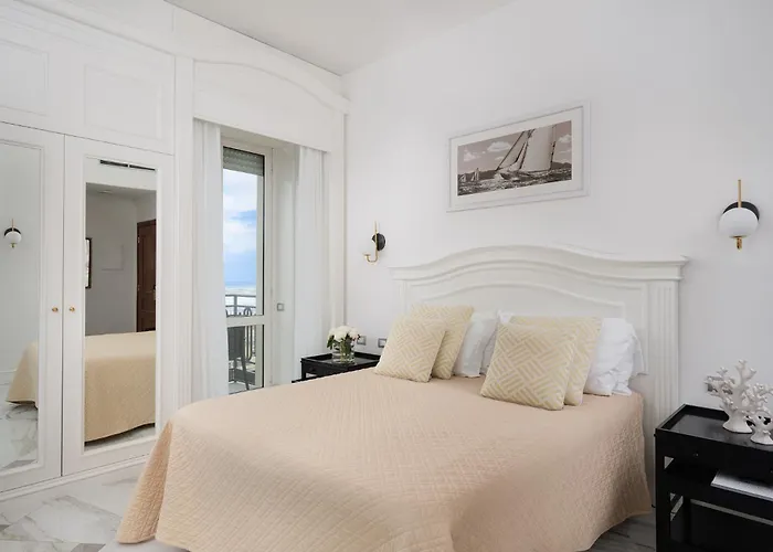 Hotels mit schöner Aussicht in Viareggio