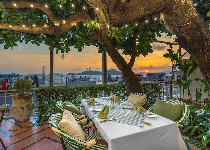 Hoteles con Vistas Maravillosas en Panwa Beach