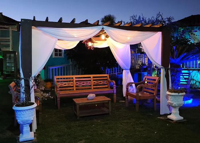 Hotéis perto de Acampamento de Cabo