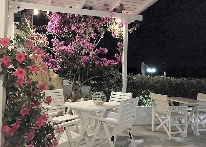 Milos Island Beach hotels