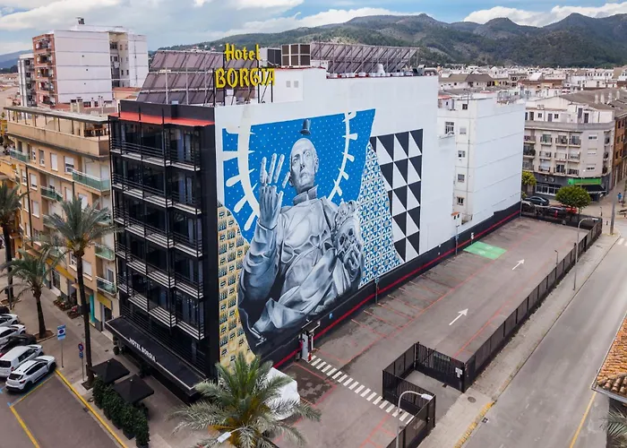 Hoteles cerca de el Aula Natura Marjal de Gandia