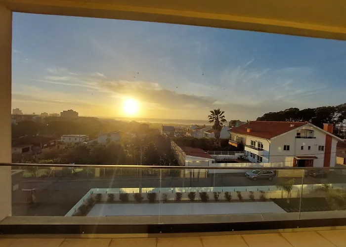 Hotéis perto de Praia Azul Espinho