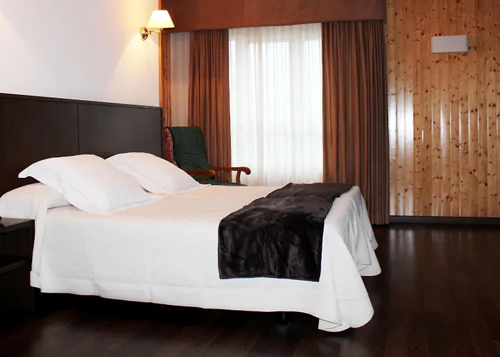 Hoteles con Vistas Maravillosas en Noia