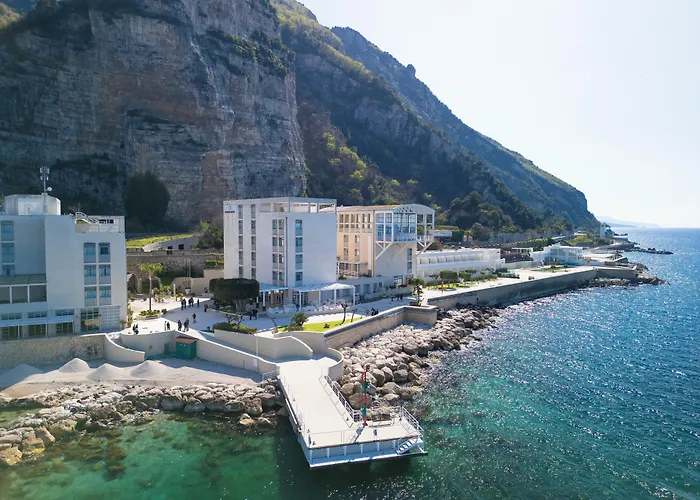 Hotéis de praia de Castellammare di Stabia