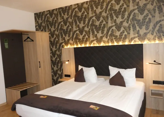 Hotels nahe Schloss Neu-Augustusburg