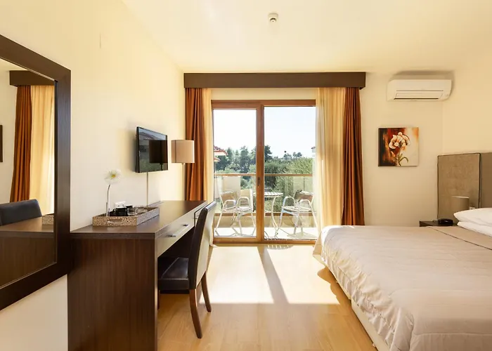 Hotels mit schöner Aussicht in Áfitos