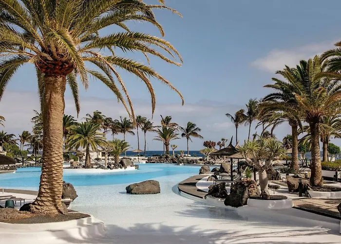 Costa Teguise Beach hotels