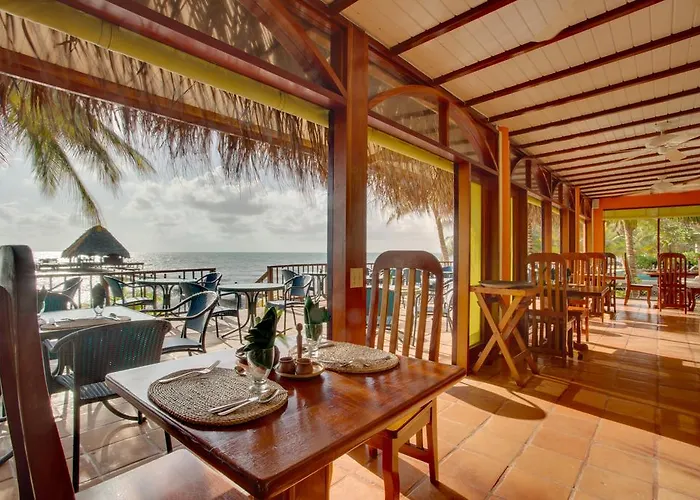 Hoteles con Vistas Maravillosas en Placencia