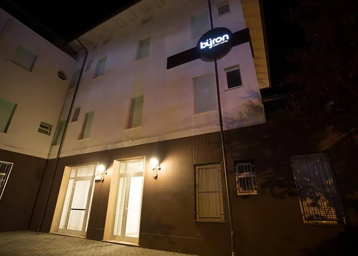 Hotel sulla spiaggia a Riccione