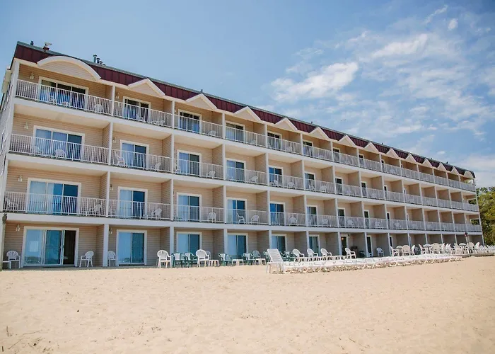 Traverse City Beach hotels