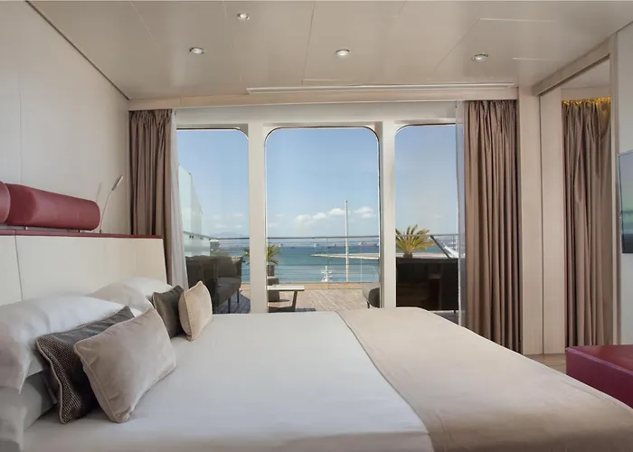 Gibraltar Beach hotels