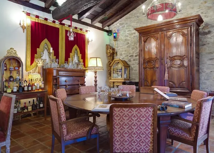 Hoteles con Vistas Maravillosas en Ajo