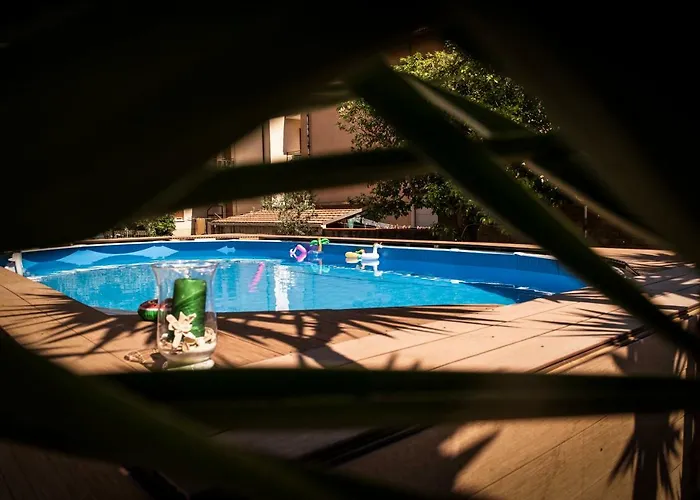 Hotel sulla spiaggia a Pietra Ligure