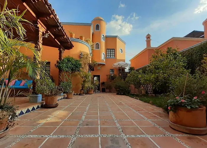 San Miguel de Allende hotels near The view point