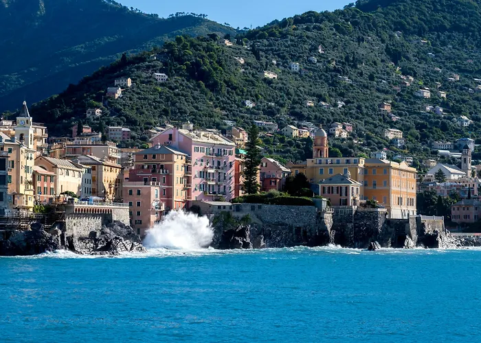Genoa Beach hotels